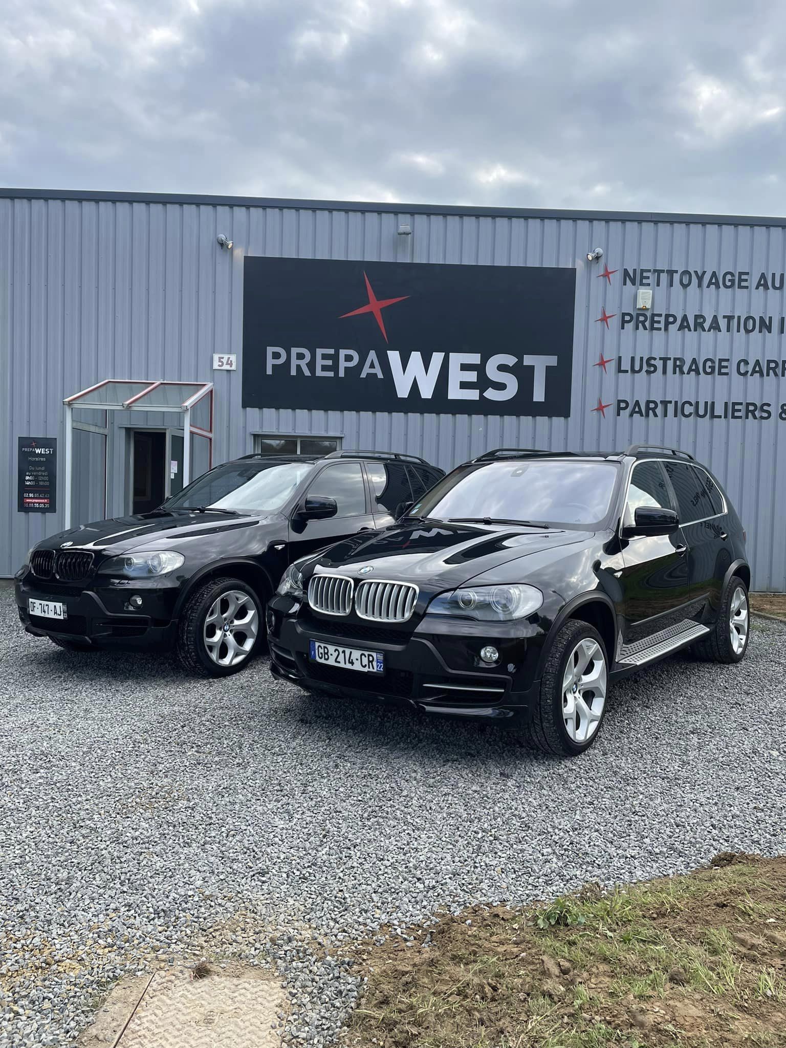 duo de x5 X5 4,8 v8 (calandre grise) 
 Nous avons …