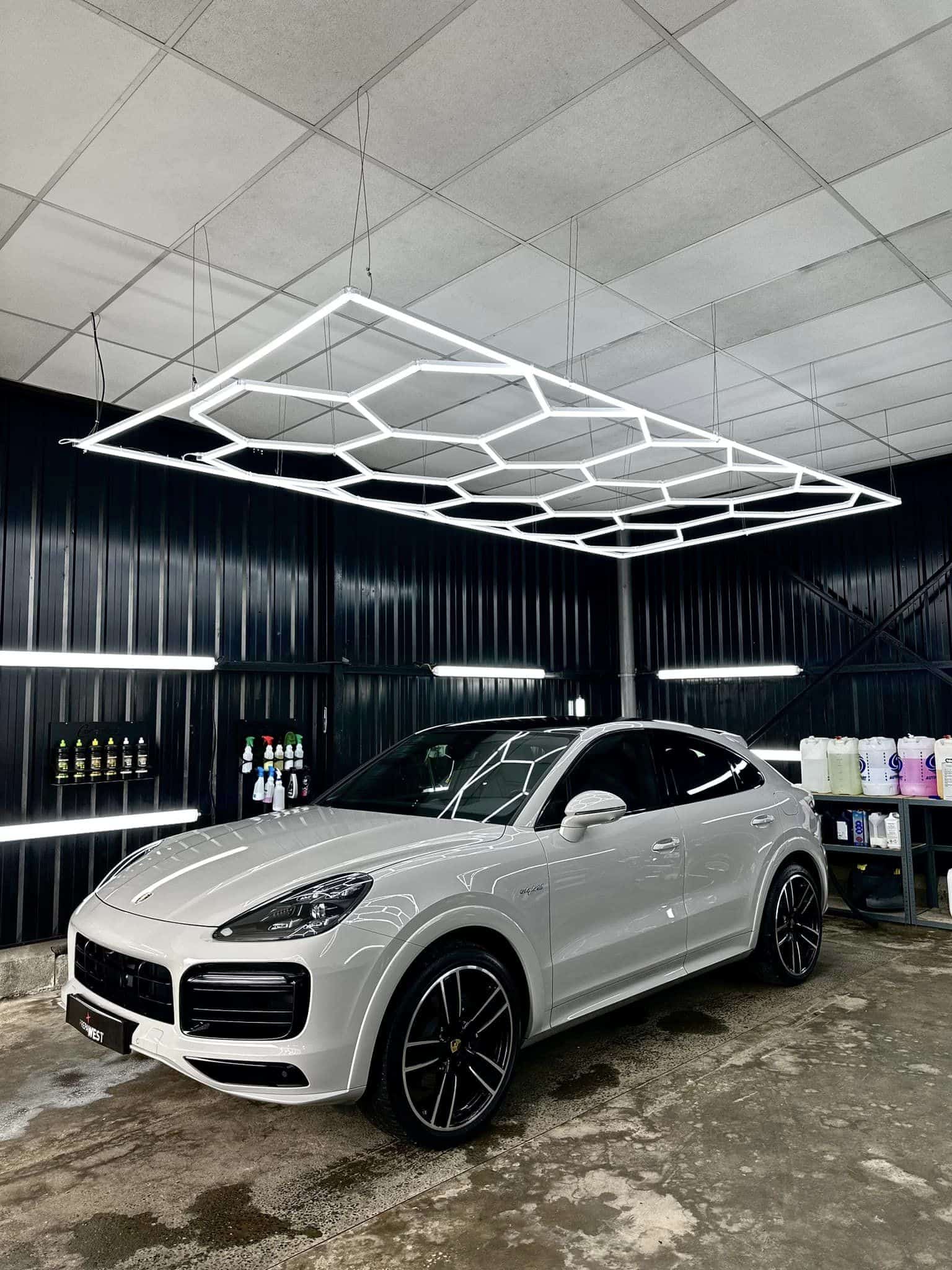 PORSCHE CAYENNE  Préparation esthétique intérieur/…