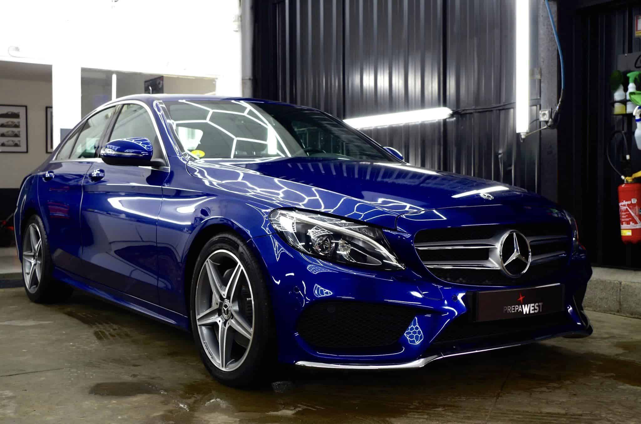 MERCEDES CLASSE C 
 Préparation esthétique intérie…