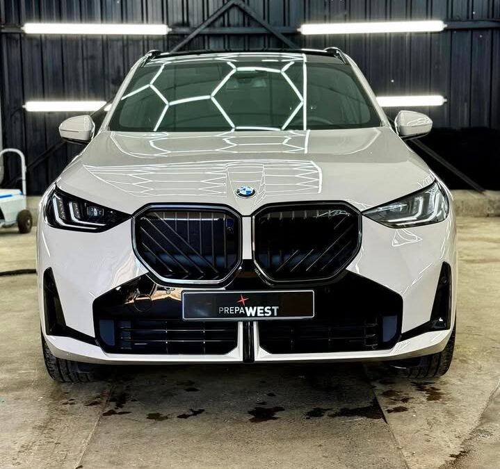 ✨BMW X3✨  Préparation esthétique intérieur/extérieur ✨  Pour toutes demandes de…