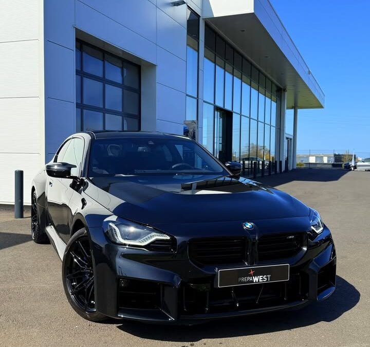 ✨BMW M2✨  💎 Protection céramique carrosserie + jantes 💎  L’Essentiel…
