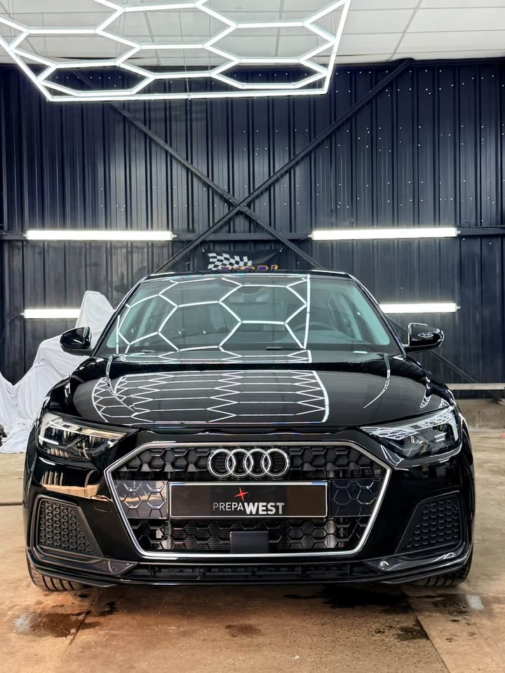 AUDI A1 Preparation esthetique interieur exterieur Pour toutes demandes de prestations 1 1745897377536030 - Saint-Brieuc Plérin AUDI A1 Preparation esthetique interieur exterieur Pour toutes demandes de prestations 1 1745897377536030 - Saint-Brieuc Plérin