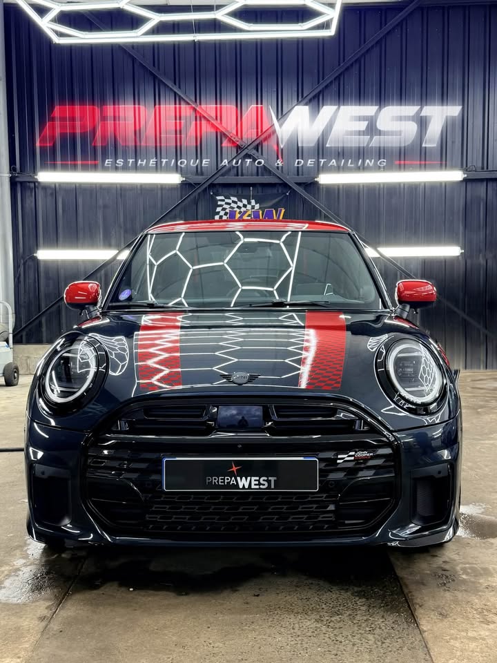 MINI JCW Traitement ceramique GYEON carrosserie vitres 1 1761543815971386 - Saint-Brieuc Plérin MINI JCW Traitement ceramique GYEON carrosserie vitres 1 1761543815971386 - Saint-Brieuc Plérin