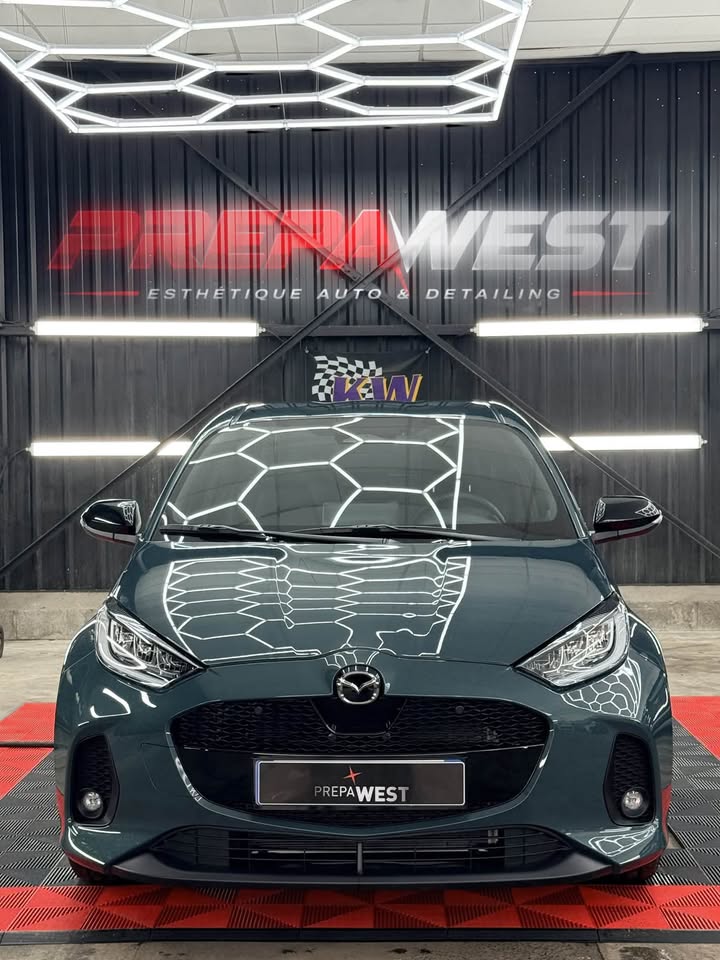 Mazda 2 Preparation esthetique interieur exterieur Pour toutes demandes de prestations 1 1762687435857024 - Saint-Brieuc Plérin Mazda 2 Preparation esthetique interieur exterieur Pour toutes demandes de prestations 1 1762687435857024 - Saint-Brieuc Plérin